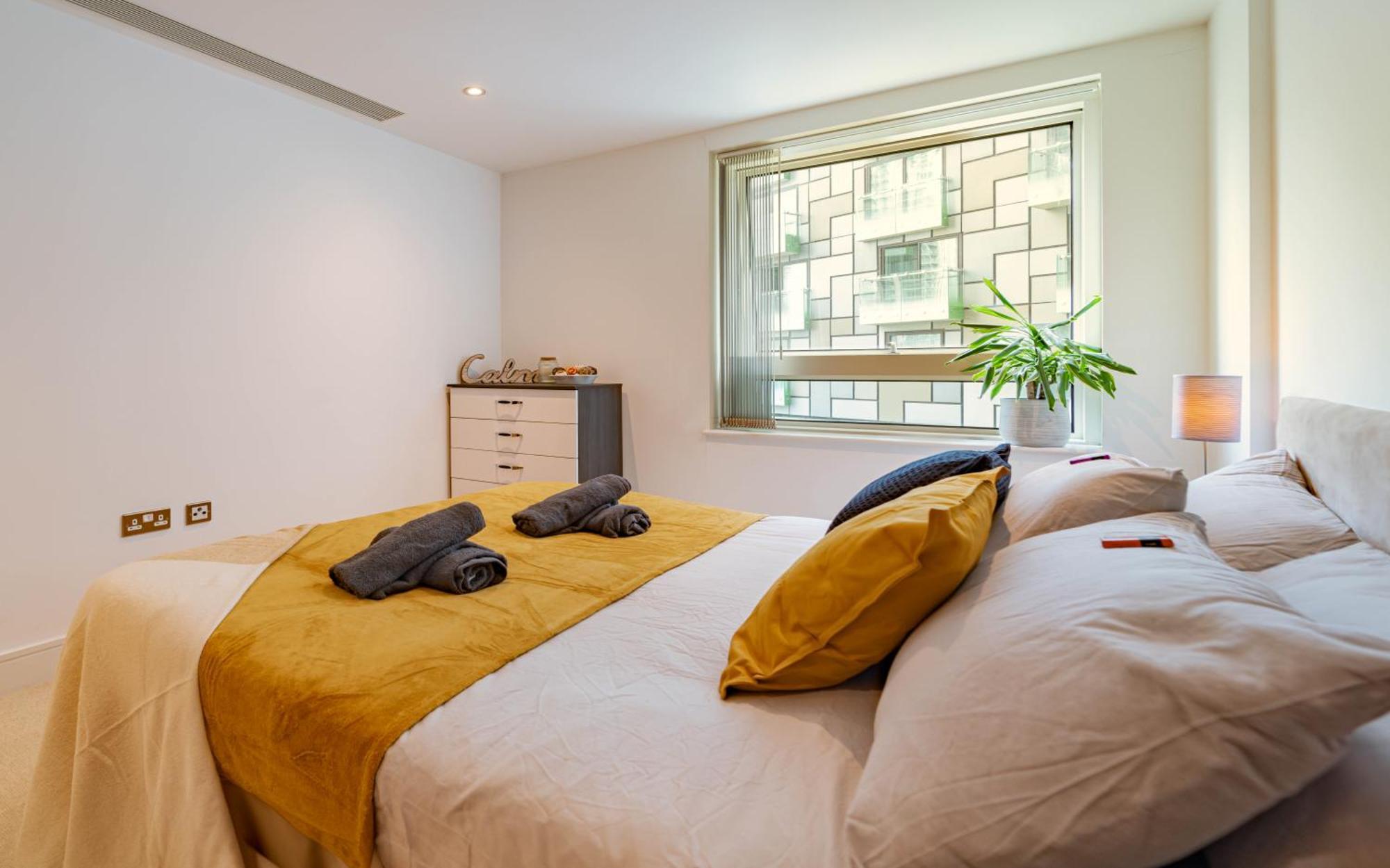 Stylish And Comfortable Canary Wharf Apartment Perfect For Long Stays 런던 외부 사진